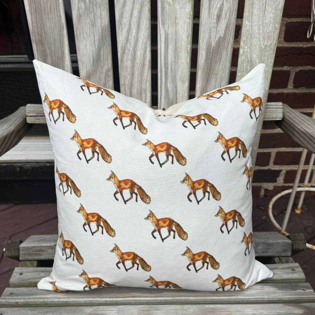 Throw Pillow - Fox on White Repeat