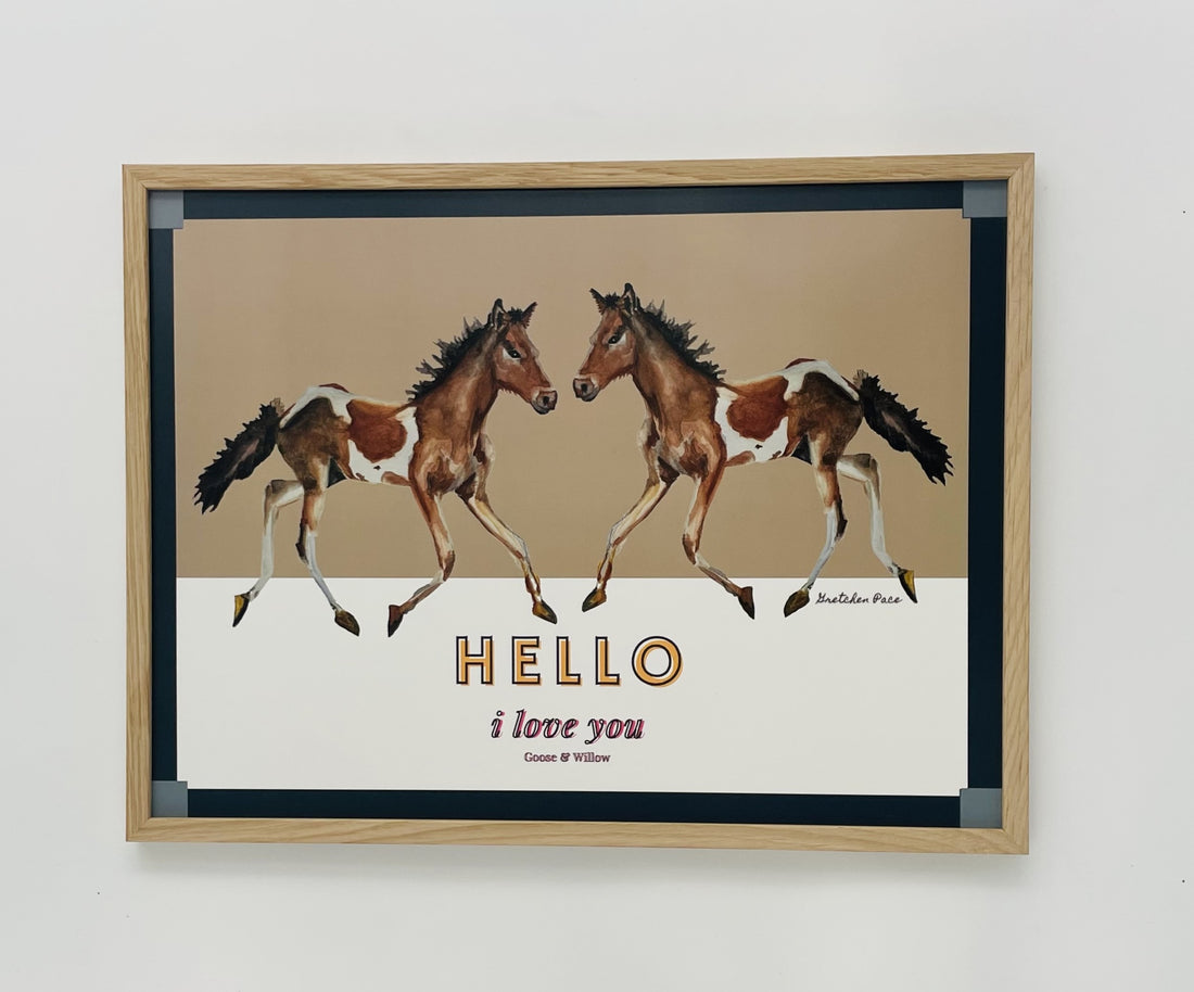 Poster - Kissing Pony on Beige